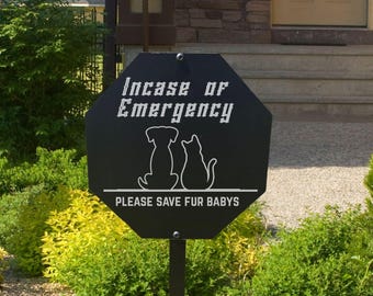 pet alert sign personalized pet in home sign custom pet rescue yard sign engraved pet rescue notice pets in home emergency front yard sign