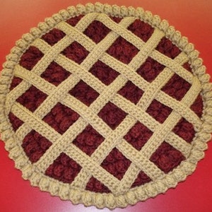 Holiday Beret: Cranberry Pie-ret with Lattice Crust