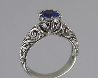 BEATRICE 14K gold engagement ring with Blue Sapphire