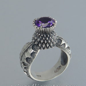 BLOOMING THISTLE silver ring with Amethyst