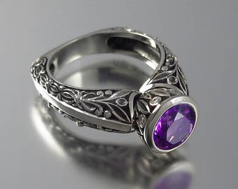 THE COUNTESS silver engagement ring with Amethyst and white sapphires (for sizes 7 to 9.5)