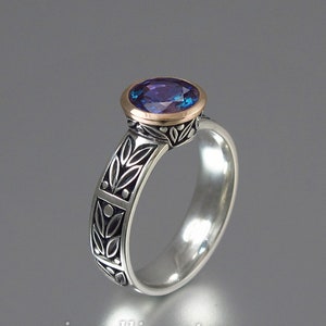 LAUREL CROWN silver and 14k gold ring with lab Alexandrite silver / rose gold