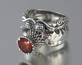 BLOOMING THISTLE sterling silver ring and wedding band set with Garnet