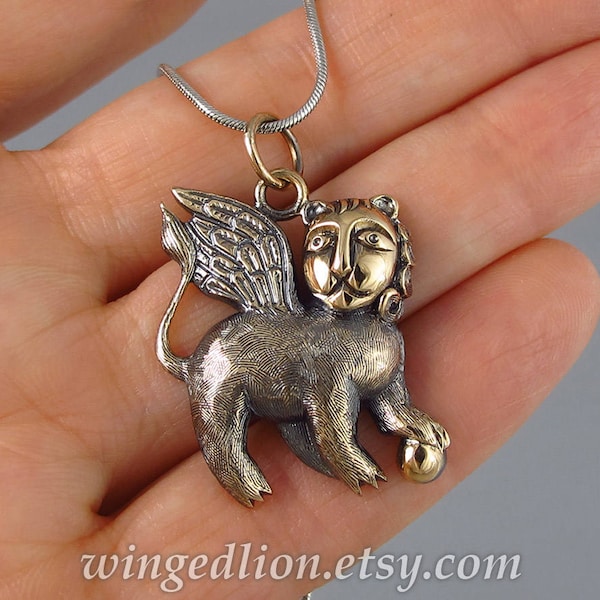 WINGED LION bronze pendant Ready to ship
