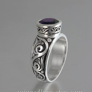 TRISTAN silver ring with Amethyst