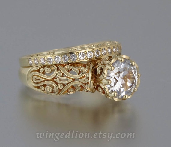 エンチャンテッド プリンセス ホワイト サファイア 14K イエロー 