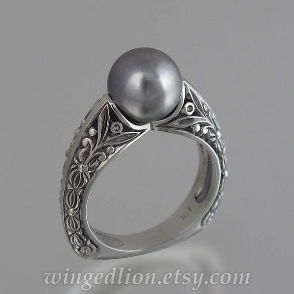 The COUNTESS 14k gold ring with Tahitian Pearl (sizes 4 to 7)