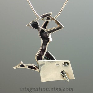 ON THE RUN silver pendant image 2