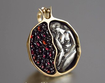 POMEGRANATE 14K gold garnet pendant