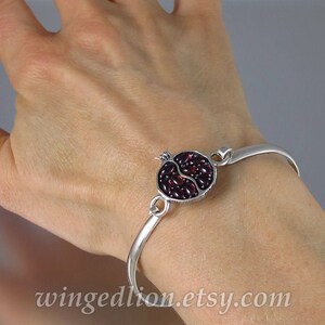 Bracelet JUICY POMEGRANATE silver garnet bangle Ready to ship image 4