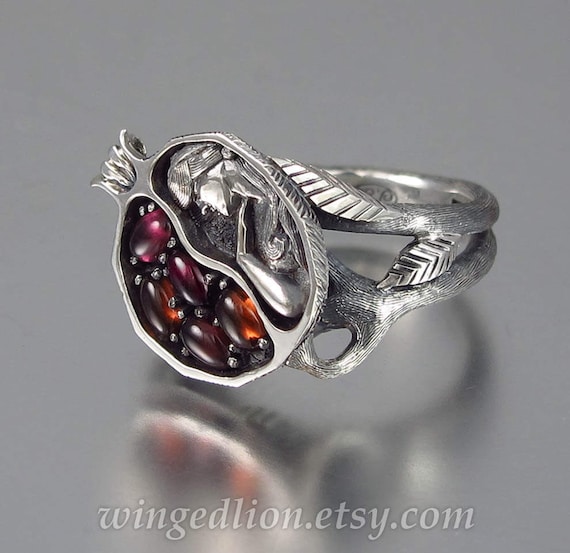 Natural Garnet Ring, Women Ring, Designer Ring for Her, 925 Sterling Silver  Ring, Gift Ring, Oval Shape Gemstone Ring, Boho Ring US S 7 - Etsy