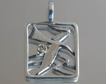 SEAGULL silver pendant with 14K gold & white sapphire