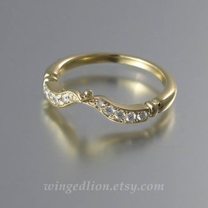 DELIGHT 14K gold wedding band with white sapphires 14k yellow gold