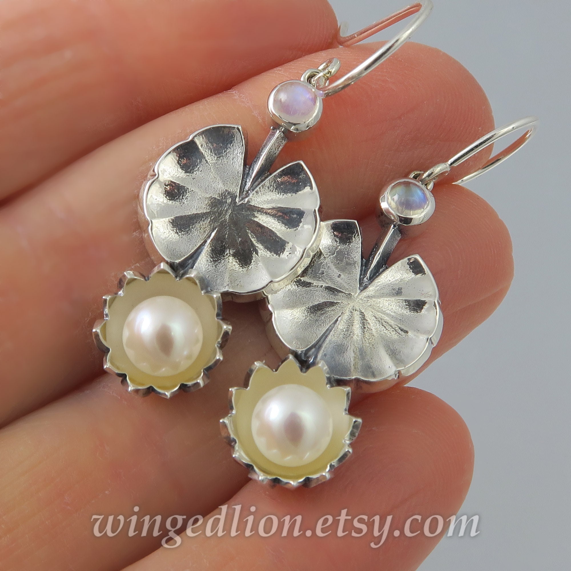 Silver Pearl Earrings, WHITE LOTUS Pearl Silver Earrings