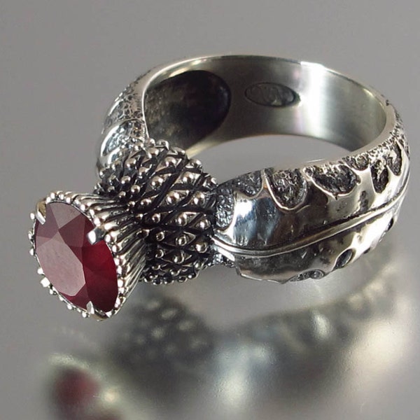 BLOOMING THISTLE silver ring with Ruby