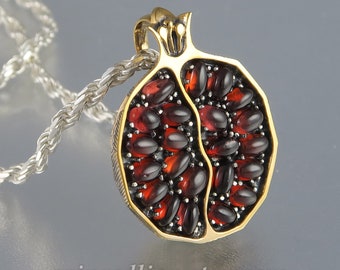 JUICY POMEGRANATE bronze & silver garnet medium size pendant