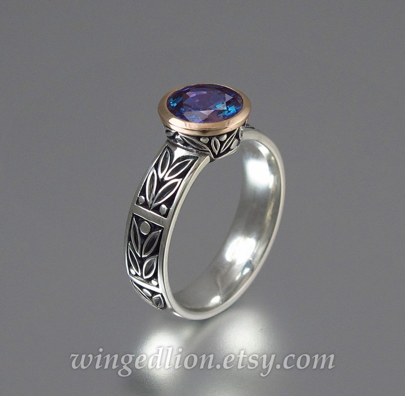 LAUREL CROWN silver and 14k gold ring with lab Alexandrite silver / rose gold