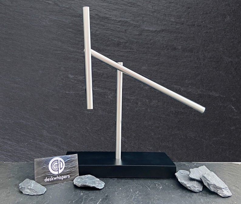 Chaos Pendel Swinging Sticks Kinetische Skulptur Perpetuum Mobile Tisch Skulptur edle Tischdekoration Bild 1