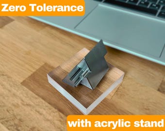 Triangle Puzzle made of stainless steel – 3-piece zero-tolerance precision object, EDM-manufactured for design fans, technology lovers & gift ideas
