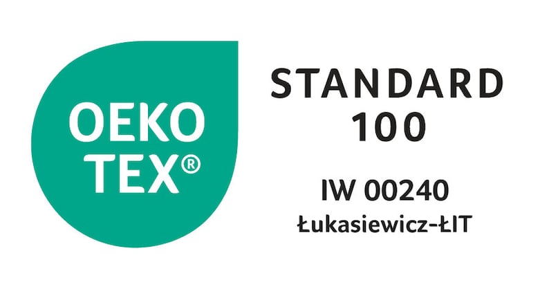 Puede incluir: Un logotipo verde en forma de hoja con el texto "OEKO-TEX&reg;" en blanco. El texto "STANDARD 100" est&aacute; en negro debajo del logotipo, seguido de "IW 00240" y "łukasiewicz-LIT" en negro.