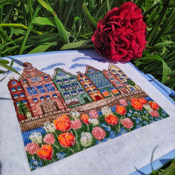 Spring town cross stitch pattern, tulips cross stitch, xstitch pattern flower, Amsterdam spring town pattern