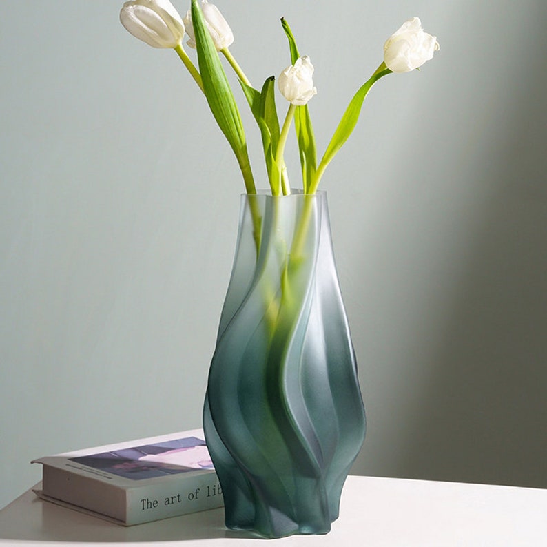 Simple home furnishings Creative vases Frosted glass vases Personalized irregular hydroponic vases Home decoration image 3