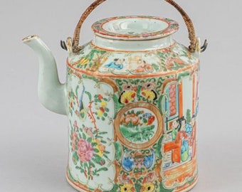 Théière en porcelaine de Canton, Chine, XIXe