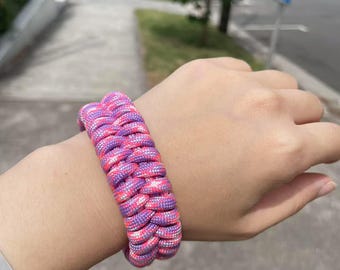 Custom Paracord Survival Bracelet: 550 lb Cord, Knot-and-Loop Closure