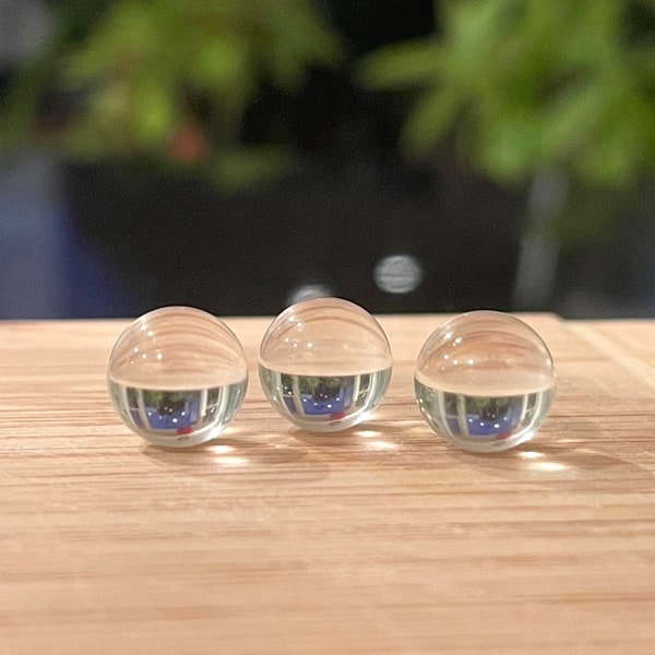 3 Stück 10mm runde Quarzkristallkugeln, Bergkristallkugeln, vollkommen klar, Kreise aus Licht, AA-Qualität, ohne Loch
