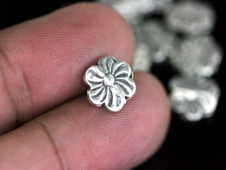 2KH-008 thai karen hill tribe silver 4 flower bead image 4