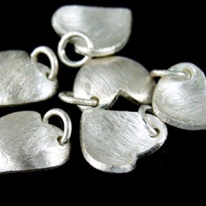 7KH-029 Thai karen hill tribe handmade silver 4 brush curved heart die cut charm