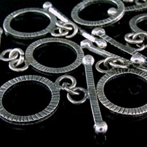KR-009 Thai karen hill tribe silber 2 flache runde ritzel ösen
