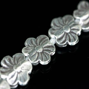 2KH-008 thai karen hill tribe silver 4 flower bead image 3