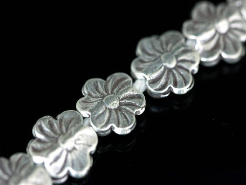 2KH-008 thai karen hill tribe silver 4 flower bead image 3