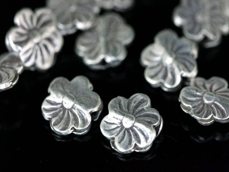 2KH-008 thai karen hill tribe silver 4 flower bead image 1