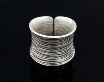 KY-006 Thai karen hill tribe handmade silver scratch ring