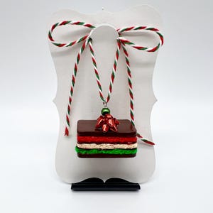 Italiensk regnbågskakdekoration | Handgjord kakdekor med 7 lager | Italiensk dessertpresent, köksdekor bild 17