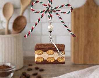 Tiramisu-prydnad | Handgjord italiensk dessertdekoration - Mini-matköksdekoration - Present till matälskare - Italienskt bakverk, kaffeälskare