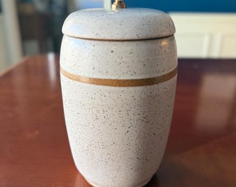 FREE Shipping Handmade modern single stripe motif Canister storage for Food or cosmetics // Handmade Ceramics from the USA South