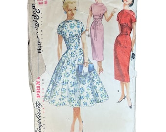 Simplicity 1510 Vintage Junior One piece 50's Dress Empire Waist  Size 11