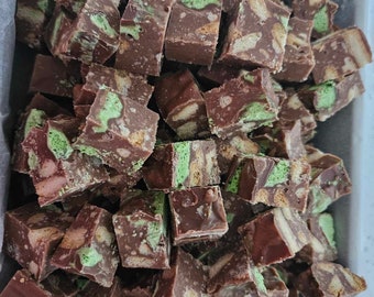 Mint Areo Fudge | 10 Peices