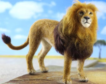 Lewie the Lion needle felting kit - Large model with detailed photo tutorial