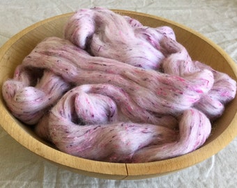 4 oz Tweedy South American wool and viscose tweed combed top Maypole Pink