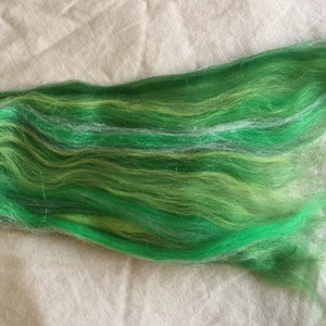 4 oz Merino Sparklepants Swirlywhirly Fairytale combed top. Kissed a Frog wool angelina sparkle image 4