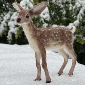 Dixie the Deer needle felting kit - Large model with detailed photo tutorial