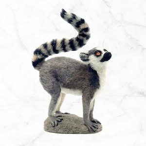 Layla the Lemur Artisan Series kit - advanced techniques needle felting kit-Large model w/ detailed photo tutorial