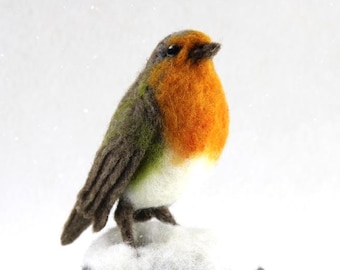 Robyn the Robin needle felting kit  - Large model with detailed photo tutorial