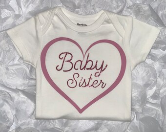 Baby Bodysuit, Cute Kids Shirts, Pregnancy Announcement, Baby Shower Gift, Baby Announcement, Vintage Kids, Cute Toddler, Baby Sister