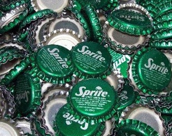 Soda pop bottle caps Lot of 25 GOODY STRAWBERRY boys face plastic new old stock