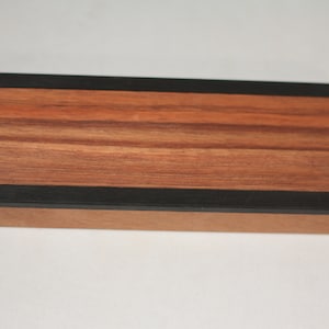 7 Tage Pillendose 21 cm x 6 cm x 3 cm tief.